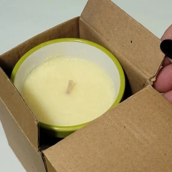 Write on Chalkboard Candle - Picture 4 of 6